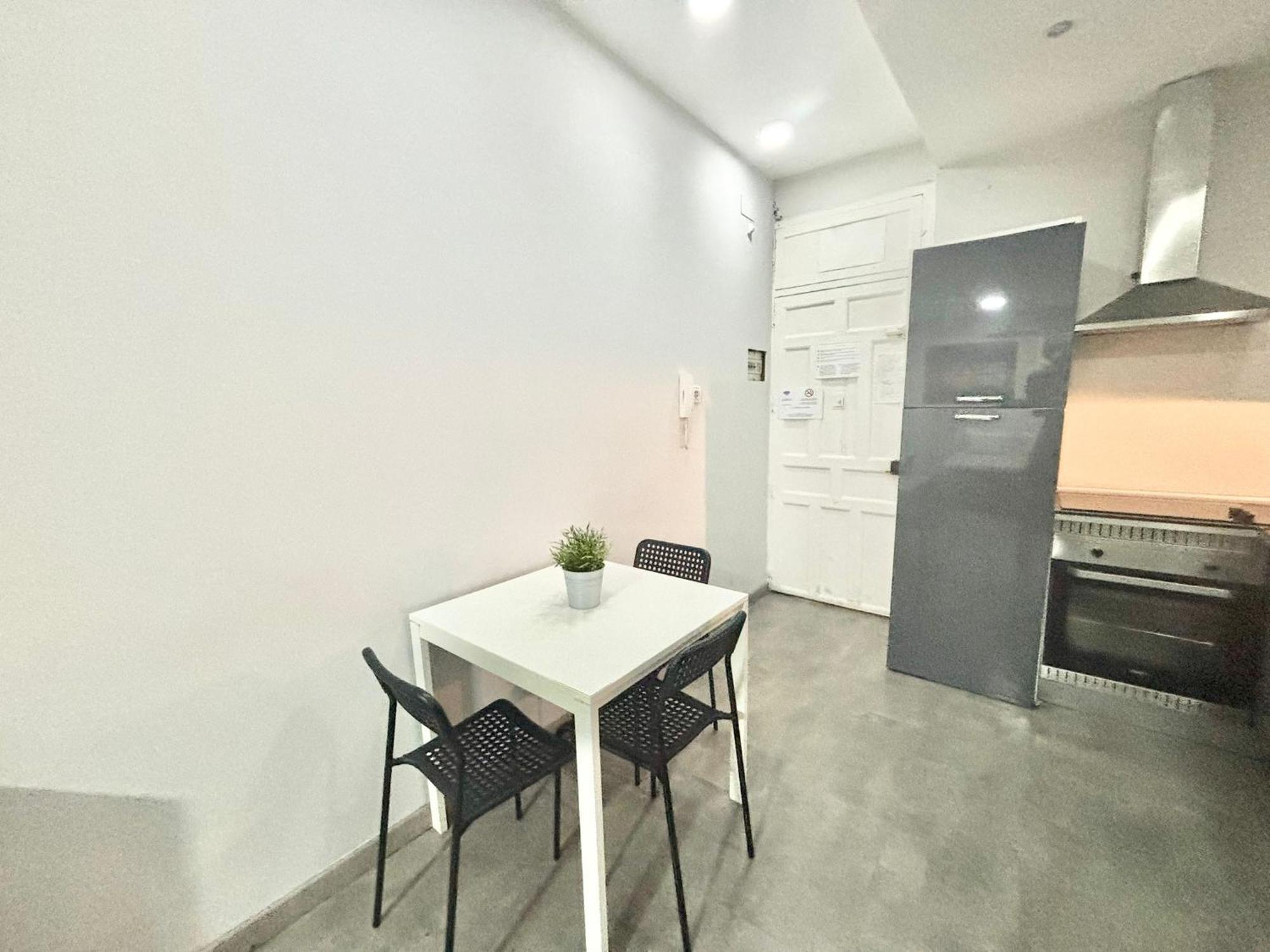 Centro Ferrocarril 2 Metro Delicias Apartment มาดริด ภายนอก รูปภาพ